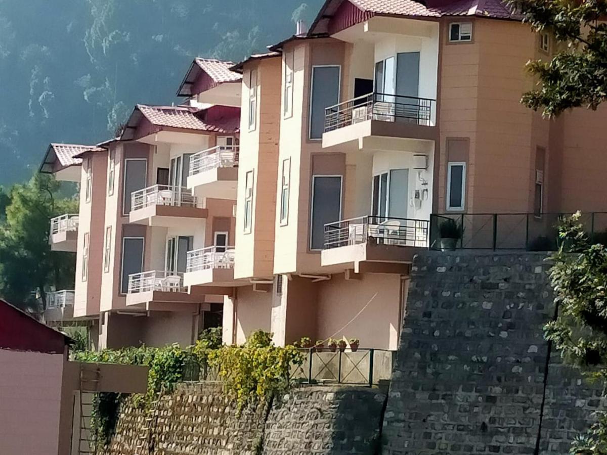 Amravati Resort Solan Exterior photo