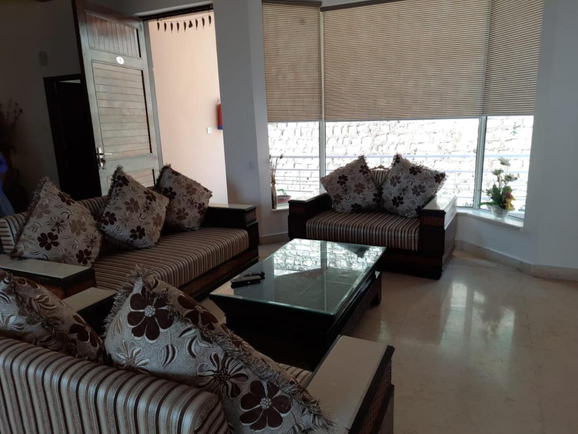 Amravati Resort Solan Exterior photo