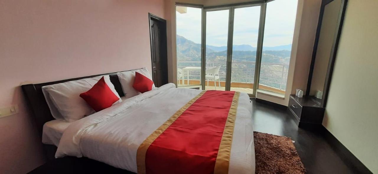 Amravati Resort Solan Exterior photo